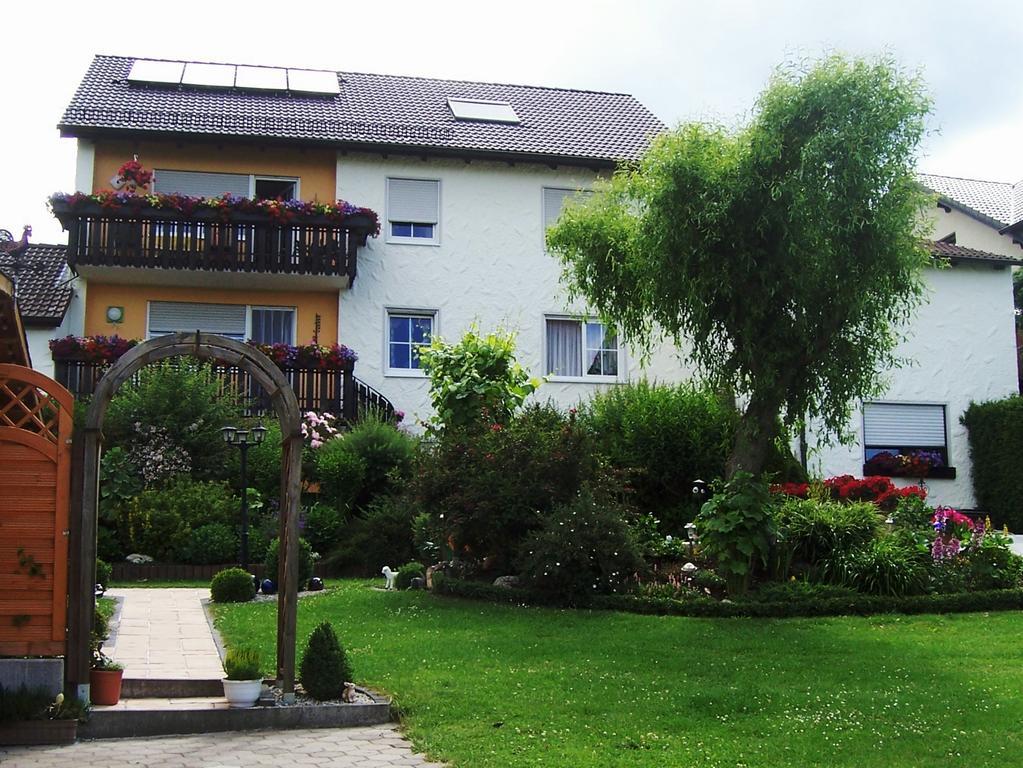 Haus Rossner Apartment Nemmersdorf Exterior foto